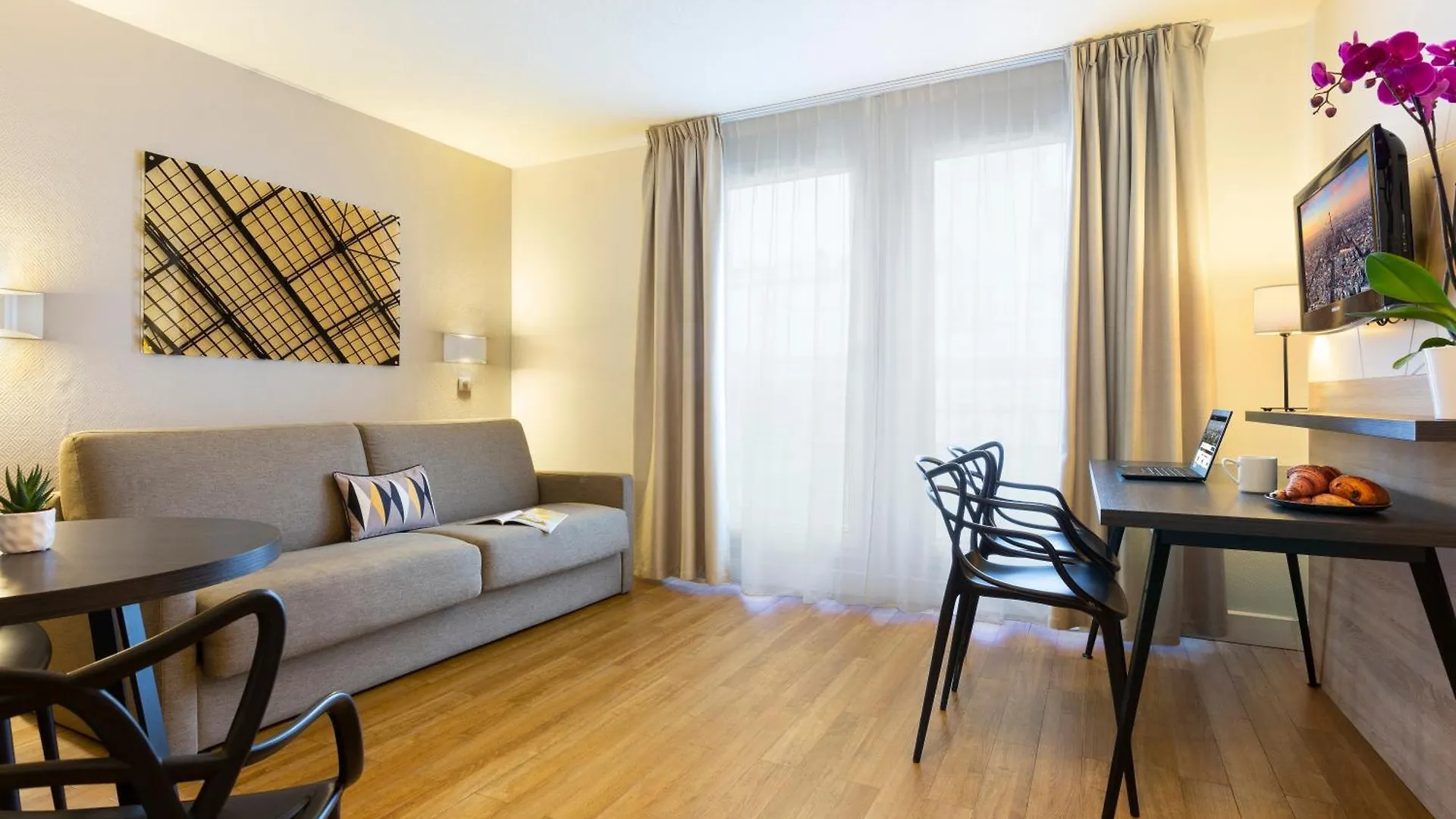 Citadines Tour Eiffel Ξενοδοχείο με διαμερίσματα 4*